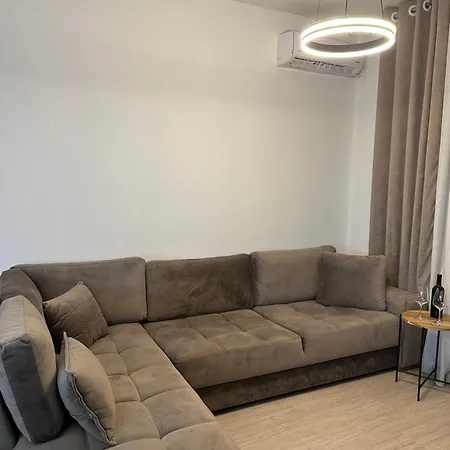 R&e Apartment