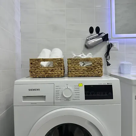 Apartment R&e